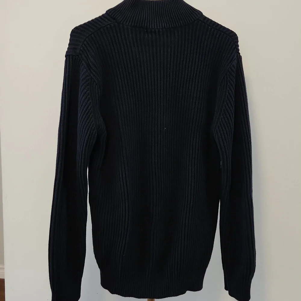 Vintage Men's Navy Half-Zip Sweater - Picture 3 of 5